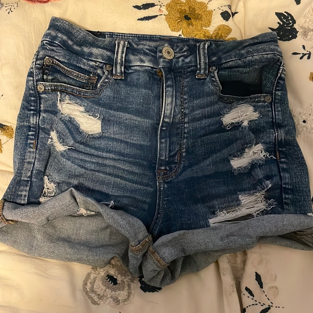 American eagle jean shorts.